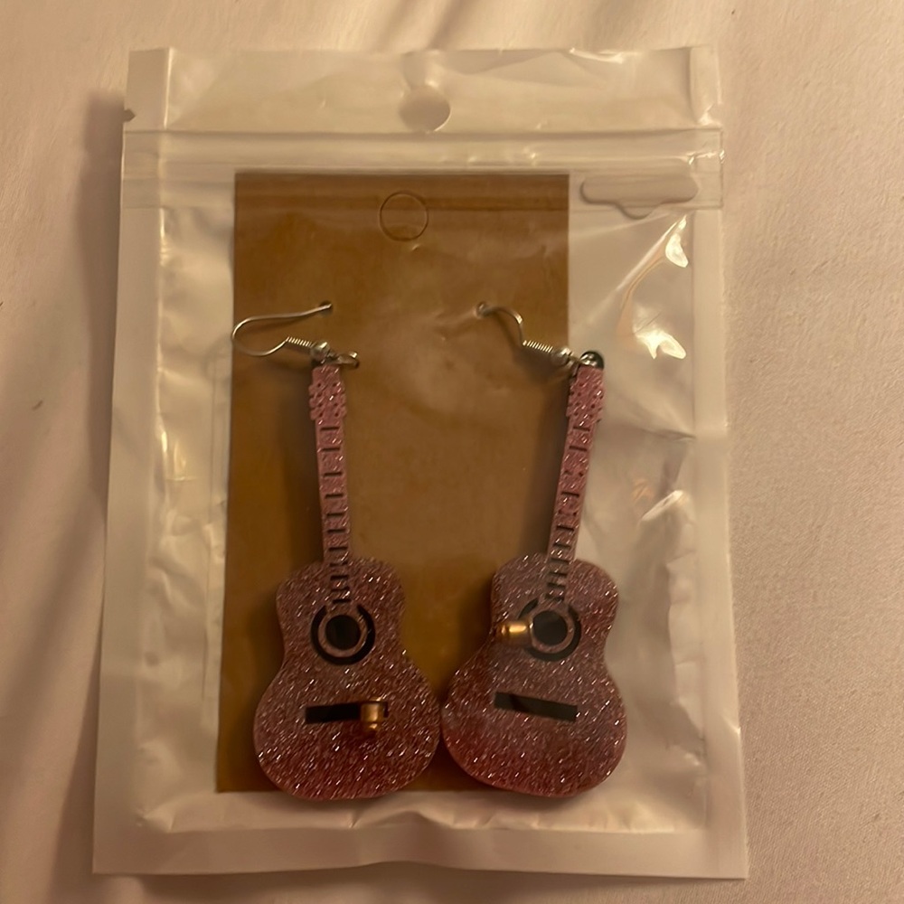 Nwt Pink Sparkle Guitar 🎸 earrings